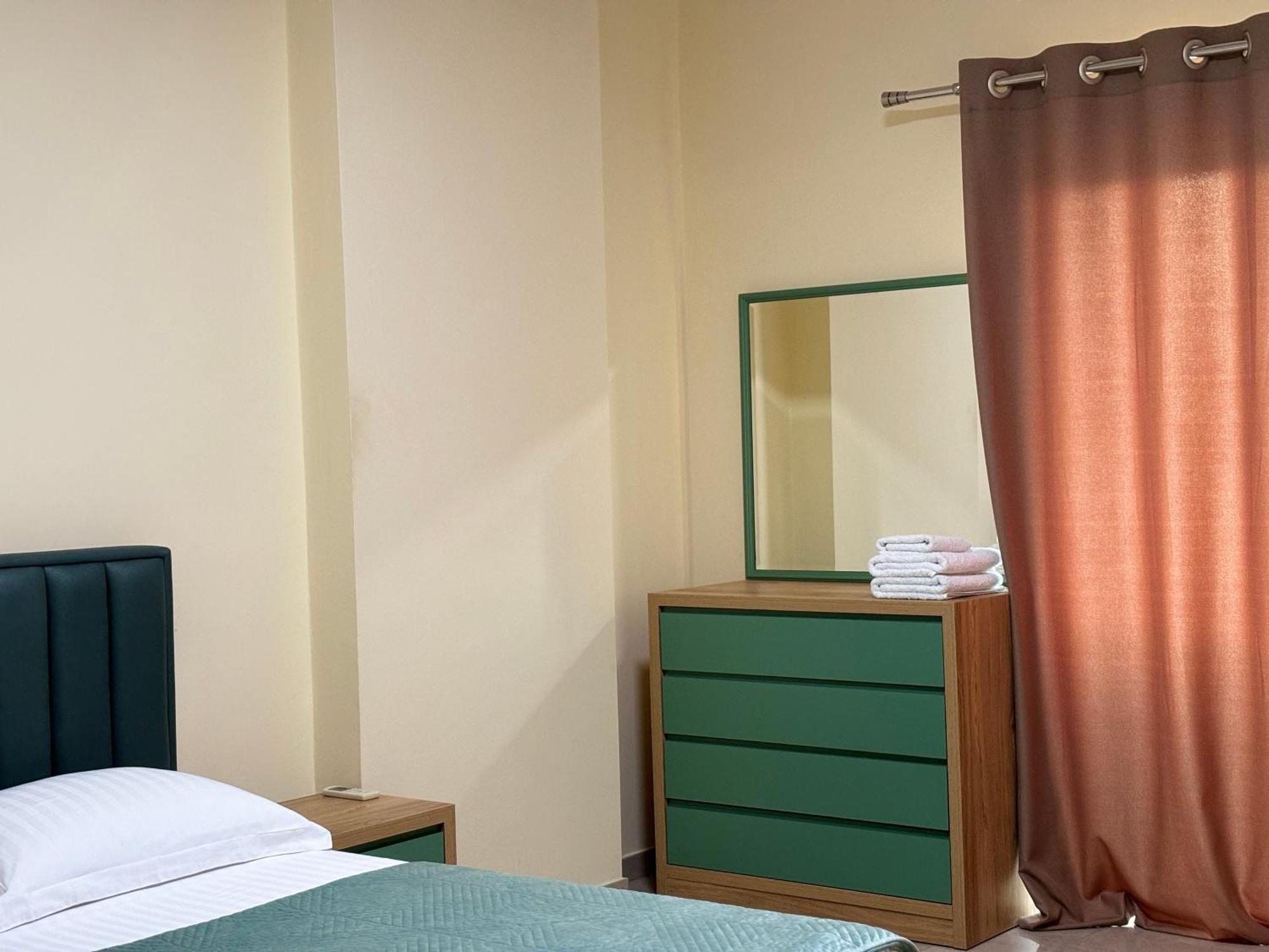 Tam 2Bdr Center Taiwan Apartment Tirana Buitenkant foto