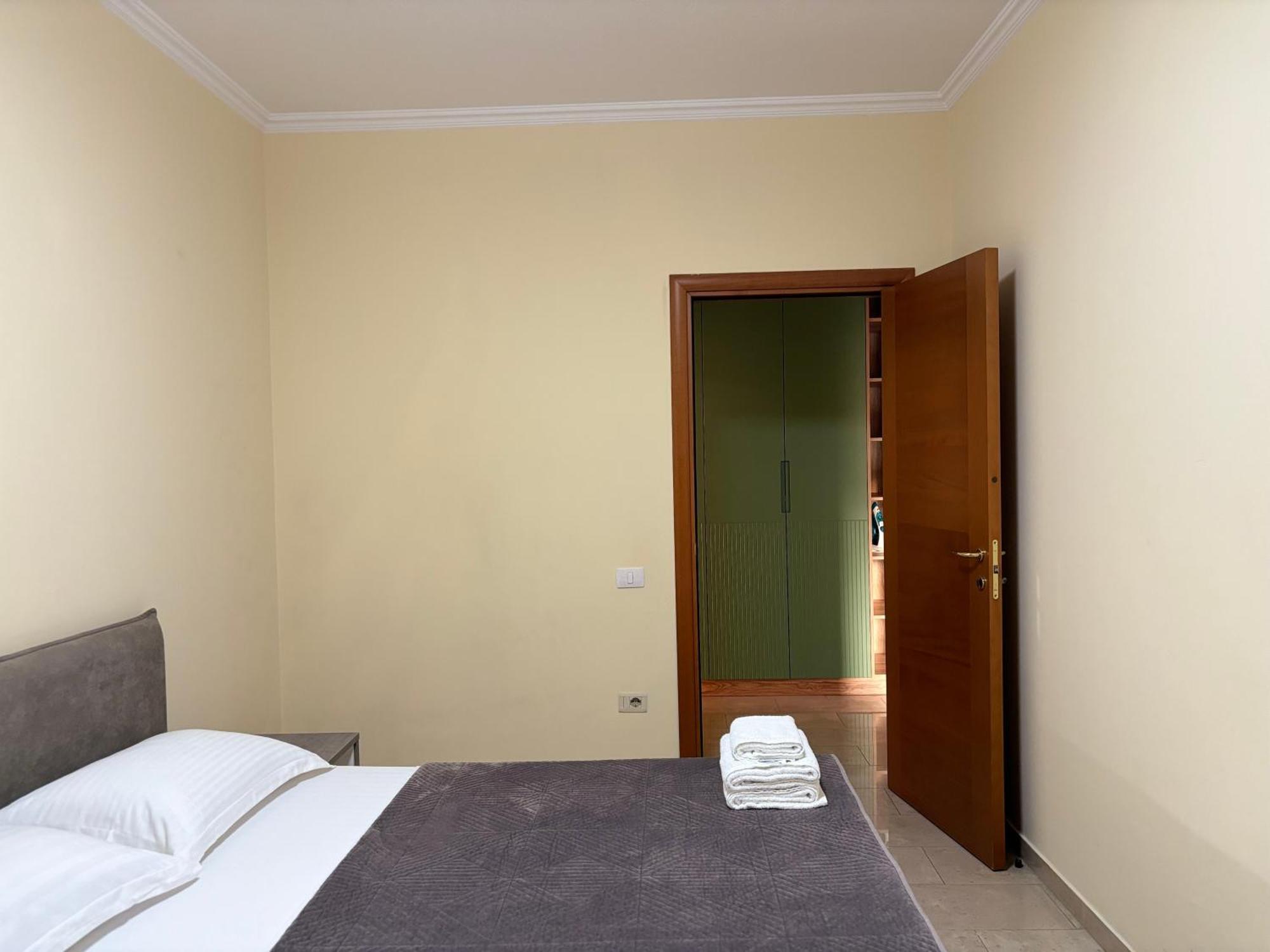 Tam 2Bdr Center Taiwan Apartment Tirana Buitenkant foto